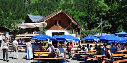 Hotels und Ferienwohnungen im Oberallgäu - Kategorien: Kultur & Brauchtum - Dorffest im Bergsteigerdorf Hinterstein - Dorffest 2024 im Bergsteigerdorf Hinterstein