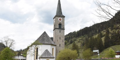 Hotels und Ferienwohnungen im Oberallgäu - Dorffest im Bergsteigerdorf Hinterstein - Dorffest 2024 im Bergsteigerdorf Hinterstein