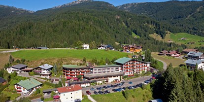 Hotels und Ferienwohnungen im Oberallgäu - Freizeit: Wellness - Österreich - Hotel Erlebach - 4* Wellnesshotel im Kleinwalsertal