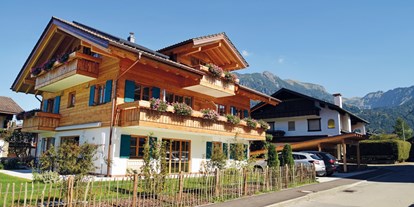 Hotels und Ferienwohnungen im Oberallgäu - Bergbahnticket Inklusive - Oberallgäu - Hahnenköpfle Lodge - Ferienwohnungen in Oberstdorf im Allgäu  - Hahnenköpfle Lodge  - wohnen wie im siebten Himmel