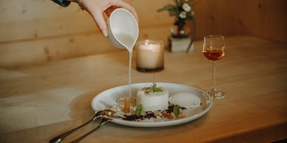 Hotels und Ferienwohnungen im Oberallgäu - Küchenstil: Vegan - Restaurant Alpe Dornach in Tiefenbach bei Oberstdorf - Alpe Dornach | Allgäuer Alpinküche