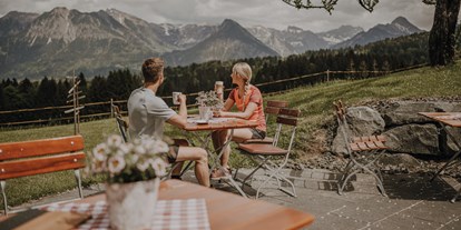 Hotels und Ferienwohnungen im Oberallgäu - Betriebsart | Angebot: Weinkarte - Restaurant Alpe Dornach in Tiefenbach bei Oberstdorf - Alpe Dornach | Allgäuer Alpinküche