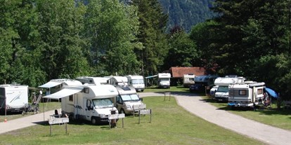 Hotels und Ferienwohnungen im Oberallgäu - Unterkunftsart: Campingplatz - Oberallgäu - Wiesengrund Wohnmobil Stellplatz