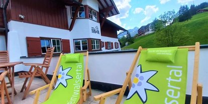 Hotels und Ferienwohnungen im Oberallgäu - Hirschegg (Mittelberg) - Ferienappartements - Ferienwohnungen Berg und Tal im Kleinwalsertal - Berg und Tal - Ihre Ferienappartements im Kleinwasertal