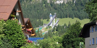 Hotels und Ferienwohnungen im Oberallgäu - Freizeit: Wandern - Oberstdorf Oberstdorf - Ort - WM-Skisprungarena Oberstdorf im Allgäu  - Chalet am Frohmarkt in Oberstdorf im Allgäu