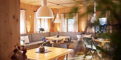 Hotels und Ferienwohnungen im Oberallgäu - Freizeit: Skifahren - Österreich - Breitachhus 1677 - Hotel Garni in Riezlern im Kleinwalsertal - Breitachhus 1677 - Hotel Garni in Riezlern im Kleinwalsertal