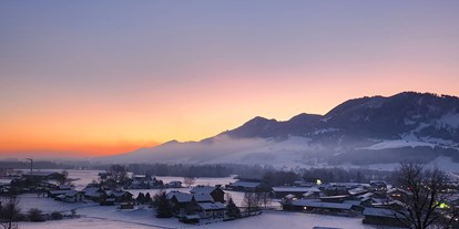 Hotels und Ferienwohnungen im Oberallgäu - Reisegrund: Erlebnisurlaub - Wertach - Wintermorgen
Blick vom Haus - Ferienwohnungen Weber in Wertach im Allgäu