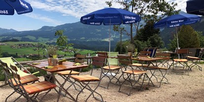 Hotels und Ferienwohnungen im Oberallgäu - Kinder & Familie: Kinder sind willkommen - Berghof-Stüble im Alpenwildpark in Obermaiselstein - Berghof-Stüble im Alpenwildpark in Obermaiselstein