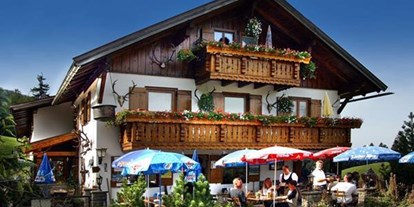Hotels und Ferienwohnungen im Oberallgäu - Verpflegung: Brötchenservice - Berghof Schwarzenberg im Alpenwildpark Obermaiselstein - Berghof Schwarzenberg im Alpenwildpark Obermaiselstein