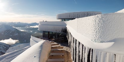 Hotels und Ferienwohnungen im Oberallgäu - Saison: Winter - Skigebiet Nebelhorn über Oberstdorf im Oberallgäu - Die Nebelhornbahn im Winter 