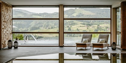 Hotels und Ferienwohnungen im Oberallgäu - Freizeit: Innenpool - Allgäu - Innenpool - Bergkristall - Mein Resort im Allgäu