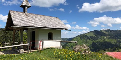 Hotels und Ferienwohnungen im Oberallgäu - Ausstattung: WLAN inklusive - Oberstaufen - kleine Kapelle bei der Alpe Schilpre - Berghaus Christiane - Steibis im Allgäu