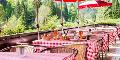 Hotels und Ferienwohnungen im Oberallgäu - Ausstattung: hundefreundlich - Terrassen feeling vom Frühstück bis zum Abend mit einer Wahnsinns-Aussicht  - Alpengasthof-Hotel Schwand