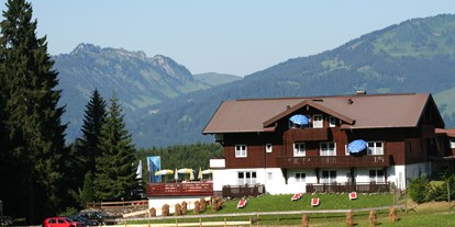 Hotels und Ferienwohnungen im Oberallgäu - Kinder & Familie: Kinderspielplatz - Berghotel Sonnenklause - Hotel im Oberallgäu - Berghotel Sonnenklause über dem Illertal im Oberallgäu