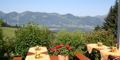 Hotels und Ferienwohnungen im Oberallgäu - Deutschland - Berghotel Sonnenklause - Hotel im Oberallgäu - Berghotel Sonnenklause über dem Illertal im Oberallgäu