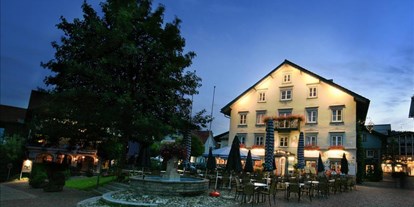 Hotels und Ferienwohnungen im Oberallgäu - Ausstattung: Parkplatz - Adler - Hotels im Allgäu - Hotel - Restaurant Adler in Oberstaufen im Allgäu