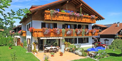 Hotels und Ferienwohnungen im Oberallgäu - Vorteilskarte: Allgäu-Walser-Card - Gästehaus Schmid in Obermaiselstein im Allgäu - Gästehaus Schmid in Obermaiselstein im Allgäu