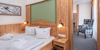 Hotels und Ferienwohnungen im Oberallgäu - Freizeit: Innenpool - Hotels in Oberstaufen - Hotel Tyrol - Hotel Tyrol in Oberstaufen im Allgäu