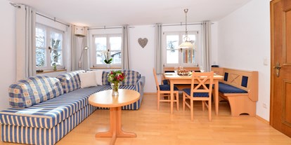 Hotels und Ferienwohnungen im Oberallgäu - Unterkunftsart: Ferienwohnung / Appartement - Kleinwalsertal - Gästehaus Zangerl