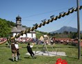 Veranstaltungen im Oberallgäu: Maibaumaufstellen mit Maibaumfest im Allgäu - Oberallgäu - 1. Mai - Maibaumaufstellen im Oberallgäu 