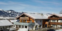 Hotels und Ferienwohnungen im Oberallgäu - Freizeit: Wandern - Fischen im Allgäu - Alpin Hotel  bichl 761 im Winterkleid - Alpin Hotel bichl 761