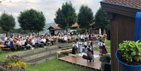 Hotels und Ferienwohnungen im Oberallgäu -  Maibaumfest in Bolsterlang