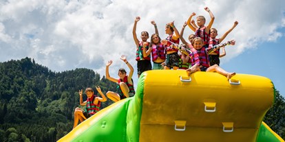Hotels und Ferienwohnungen im Oberallgäu - Kinder & Familie: Kindergerichte - Blaichach - Aquapark am Inselsee Allgäu in Blaichach - Aquapark am Inselsee Allgäu in Blaichach 