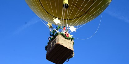 Hotels und Ferienwohnungen im Oberallgäu - Kinder & Familie: Kinder sind willkommen - Sonthofen - Ballonstart des "Heiligen Nikolaus" in Sonthofen - Ballonstart des "Heiligen Nikolaus" in Sonthofen