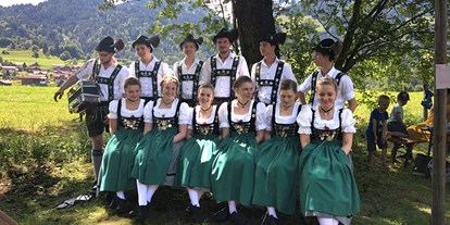 Hotels und Ferienwohnungen im Oberallgäu - Kategorien: Musik - Obermaiselstein Obermaiselstein - Ort - Sommernachtsfest in Obermaiselstein - Sommernachtsfest auf der Spöck in Obermaiselstein