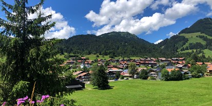 Hotels und Ferienwohnungen im Oberallgäu - Obermaiselstein Obermaiselstein - Ort - Trachtenverein Obermaiselstein lädt ein zum 2. Waldfest - Trachtenverein Obermaiselstein lädt ein zum 2. Waldfest 2024