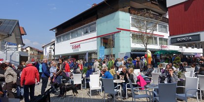 Hotels und Ferienwohnungen im Oberallgäu - Kategorien: Musik - Sonthofen - Verkaufsoffener Sonntag in Sonthofen - Verkaufsoffener Sonntag mit Puppenspielertag in Sonthofen