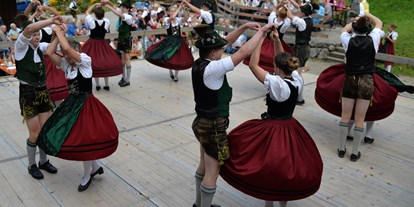 Hotels und Ferienwohnungen im Oberallgäu - Kategorien: Open-Air - Waldfest in Bad Hindelang - Vorderhindelang - Waldfest 2024 in Bad Hindelang - Vorderhindelang