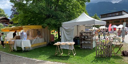 Hotels und Ferienwohnungen im Oberallgäu - Wetter: bei jedem Wetter - Töpfer- und Kunsthandwerkermarkt in Fischen - Töpfer- und Kunsthandwerkermarkt 2024 in Fischen
