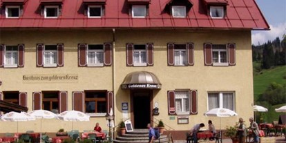 Hotels und Ferienwohnungen im Oberallgäu - Parken & Anreise: kostenlose Parkplätze - Berggasthaus Goldenes Kreuz