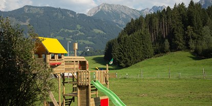 Hotels und Ferienwohnungen im Oberallgäu - Kinder & Familie: Kinderspielplatz - Bayern - Gaisbock - Ferienwohnungen Fischen im Allgäu - Gaisbock - der Ferienhof - Ferienwohnungen im Allgäu