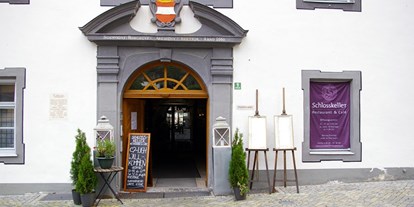 Hotels und Ferienwohnungen im Oberallgäu - Bayern - Schlosskeller - Restaurant & Café in Bad Hindelang im Allgäu - Schlosskeller - Restaurant & Café in Bad Hindelang im Allgäu