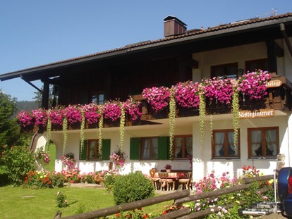 Hotels und Ferienwohnungen im Oberallgäu - Gästehaus Kappelerhof in Rubi bei Oberstdorf im Allgäu - Gästehaus Kappelerhof in Rubi bei Oberstdorf im Allgäu