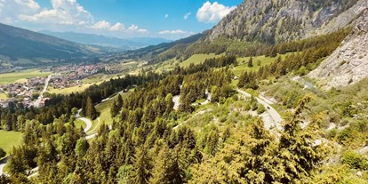 Hotels und Ferienwohnungen im Oberallgäu - Parken & Anreise: Anreise mit ÖPNV möglich - Bayern - Kanzel Kiosk und Aussichtspunkt am Jochpass Oberjoch - Kanzel Kiosk und Aussichtspunkt am Jochpass Oberjoch