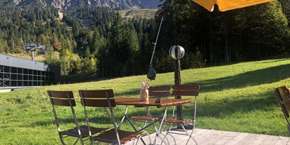 Hotels und Ferienwohnungen im Oberallgäu - Küchenstil: Heimische Küche - Bayern - Erdinger Urweisse Alp an der Wiedhagbahn in Oberjoch - Erdinger Urweisse Alp an der Wiedhagbahn in Oberjoch