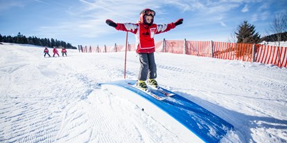Hotels und Ferienwohnungen im Oberallgäu - Saison: Winter - Oberstaufen Oberstaufen - Ort - Ski- und Snowboardschule Oberstaufen im Allgäu - Ski- und Snowboardschule Oberstaufen im Allgäu