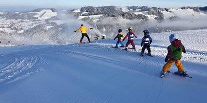 Hotels und Ferienwohnungen im Oberallgäu - Kategorien: Outdoorattraktion - Ski- und Snowboardschule Oberstaufen im Allgäu - Ski- und Snowboardschule Oberstaufen im Allgäu