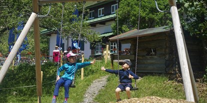Hotels und Ferienwohnungen im Oberallgäu - Kinder & Familie: Kinderspielplatz - Berggasthof Seealpe auf 1.280 Metern am Nebelhorn - Berggasthof Seealpe auf 1.280 Metern über Oberstdorf