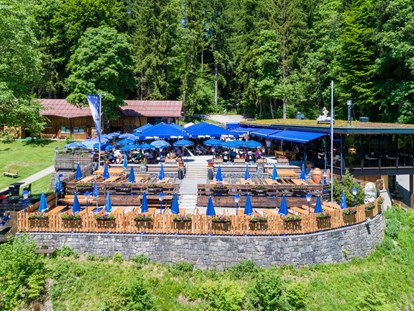Hotels und Ferienwohnungen im Oberallgäu - Oberstdorf - Naturfreibad Freibergsee bei Oberstdorf - Naturfreibad Freibergsee mit Bootsverleih bei Oberstdorf