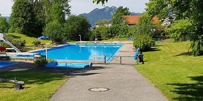 Hotels und Ferienwohnungen im Oberallgäu - Freibad Rettenberg