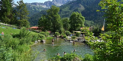 Hotels und Ferienwohnungen im Oberallgäu - Kategorien: Naturerlebnis - Bad Hindelang - Naturbad Prinze Gumpe in Hinterstein im Allgä - Naturbad Prinze Gumpe in Bad HIndelang - Hinterstein im Allgäu 