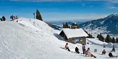 Hotels und Ferienwohnungen im Oberallgäu - Winterparadies Mittagbahn - Rasthaus am Mittag - Winterparadies  Mittagbahn über Immenstadt im Allgäu