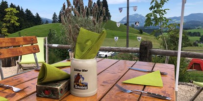Hotels und Ferienwohnungen im Oberallgäu - Betriebsart | Angebot: Terrasse / Freiluftgastronomie - Bayern - Berghof-Stüble im Alpenwildpark in Obermaiselstein - Berghof-Stüble im Alpenwildpark in Obermaiselstein