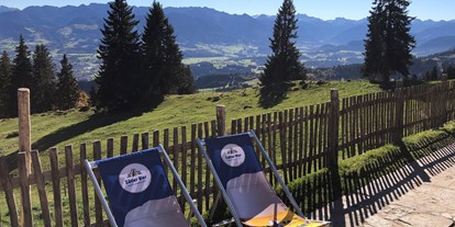 Hotels und Ferienwohnungen im Oberallgäu - Immenstadt im Allgäu - Einkehren an der Alpe Oberberg - Die Mittagbahn über Immenstadt im Sommer