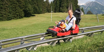 Hotels und Ferienwohnungen im Oberallgäu - Parken & Anreise: kostenpflichtige Parkplätze - Sommerrodelbahn - Winterrodelbahn am Söllereck - Sommer- und Winterrodelbahn am Söllereck