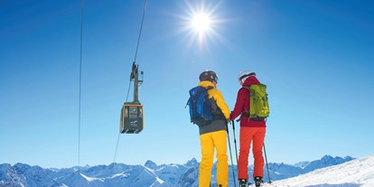 Hotels und Ferienwohnungen im Oberallgäu - Bayern - Skigebiet Nebelhorn über Oberstdorf im Oberallgäu - Die Nebelhornbahn im Winter 